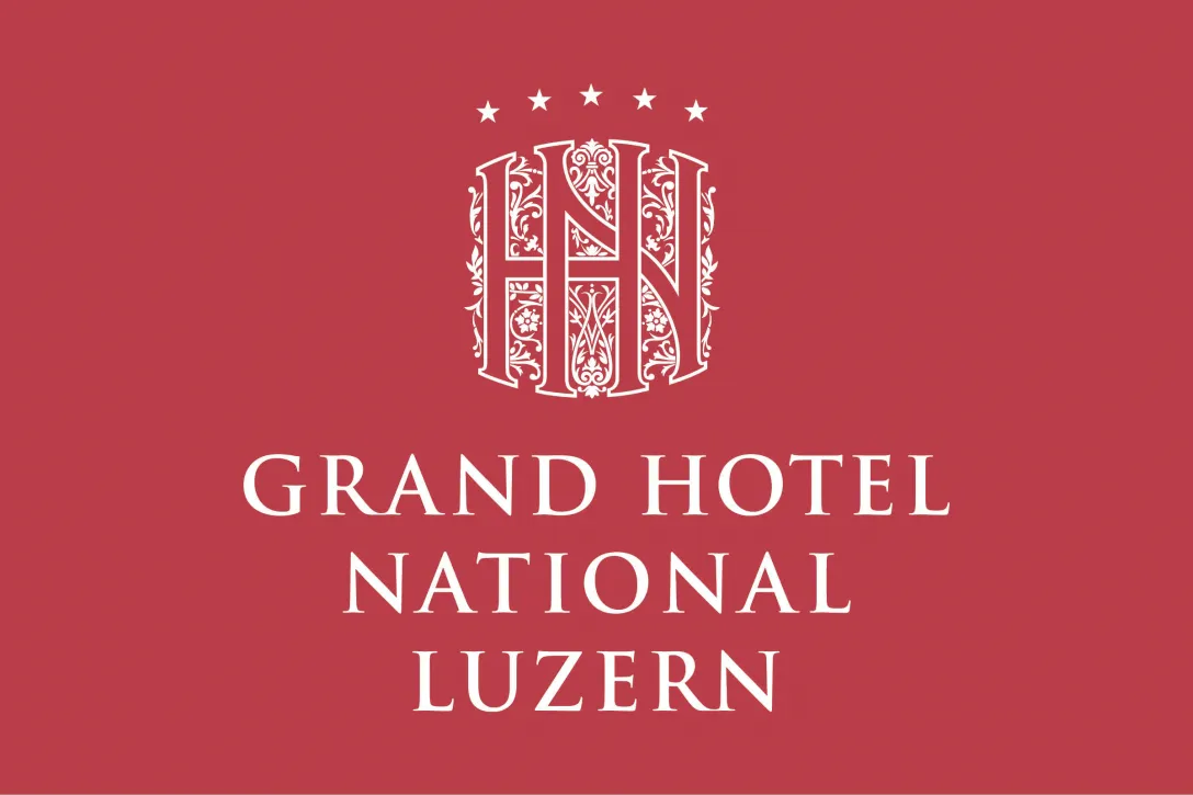 Grand Hotel National Luzern, Hintergrund Rot